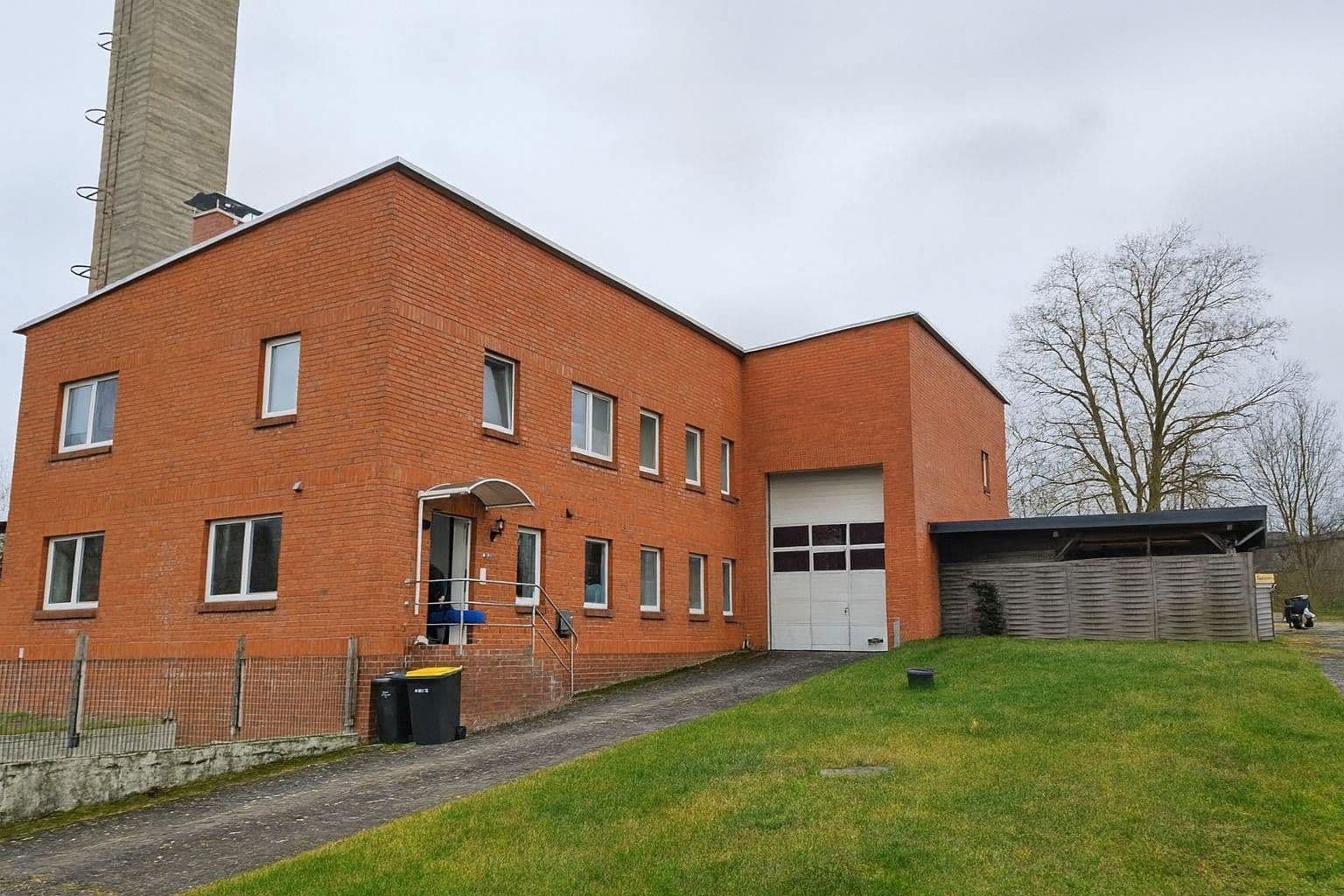 Predaj domu 245 m², pozemek 2.300 m², Greven, Meklenbursko-Predpomoransko Predaj domu 245 m², pozemek 2.300 m², Greven, Meklenbursko-Predpomoransko