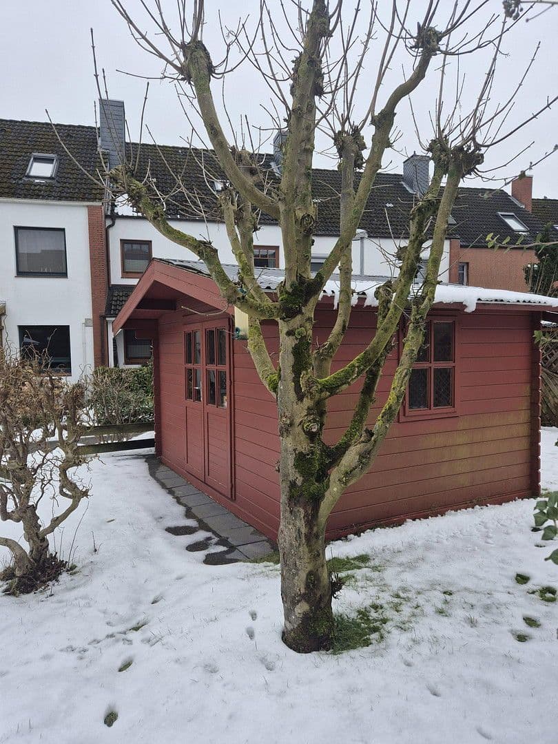 Predaj domu 131 m², pozemek 230 m², Stade, Dolné Sasko Predaj domu 131 m², pozemek 230 m², Stade, Dolné Sasko