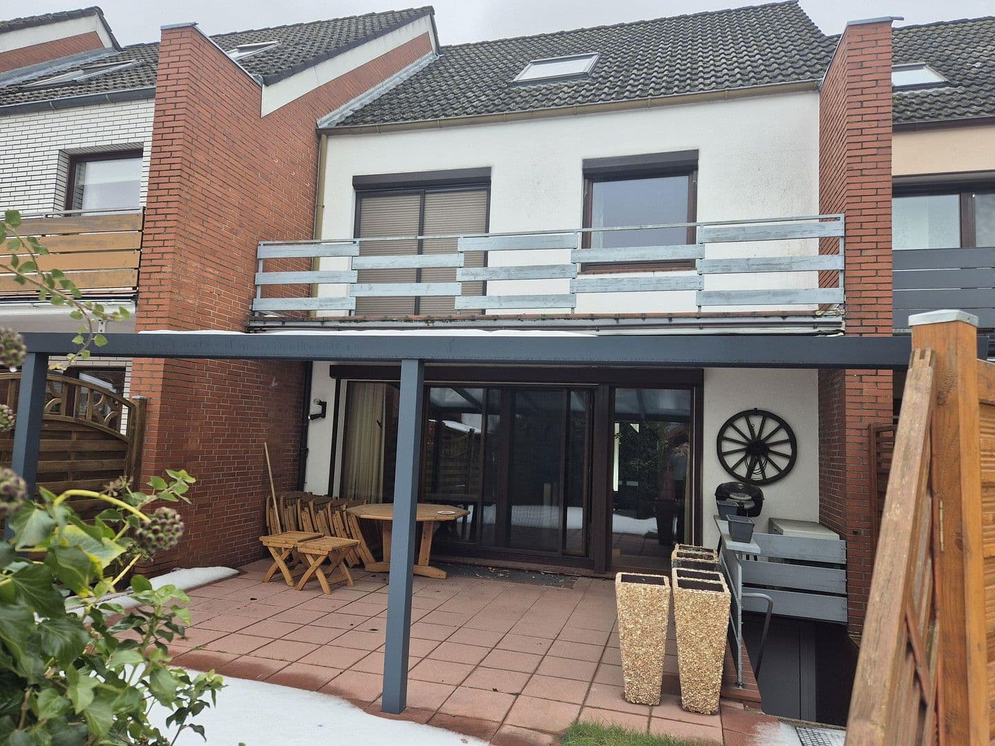 Predaj domu 131 m², pozemek 230 m², Stade, Dolné Sasko Predaj domu 131 m², pozemek 230 m², Stade, Dolné Sasko