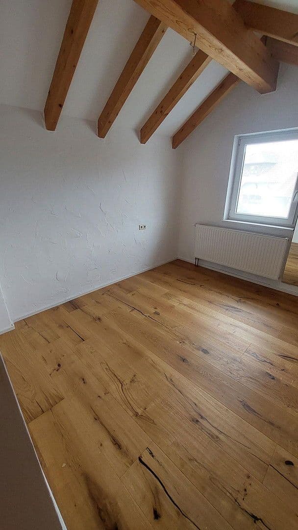 Prenájom domu 155 m², pozemek 737 m², Kirchdorf an der Iller, Bádensko-Wurttembersko Prenájom domu 155 m², pozemek 737 m², Kirchdorf an der Iller, Bádensko-Wurttembersko