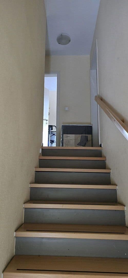 Predaj domu 130 m², pozemek 689 m², Bergen, Dolné Sasko Predaj domu 130 m², pozemek 689 m², Bergen, Dolné Sasko