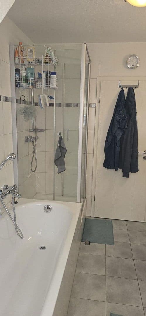 Predaj domu 130 m², pozemek 689 m², Bergen, Dolné Sasko Predaj domu 130 m², pozemek 689 m², Bergen, Dolné Sasko