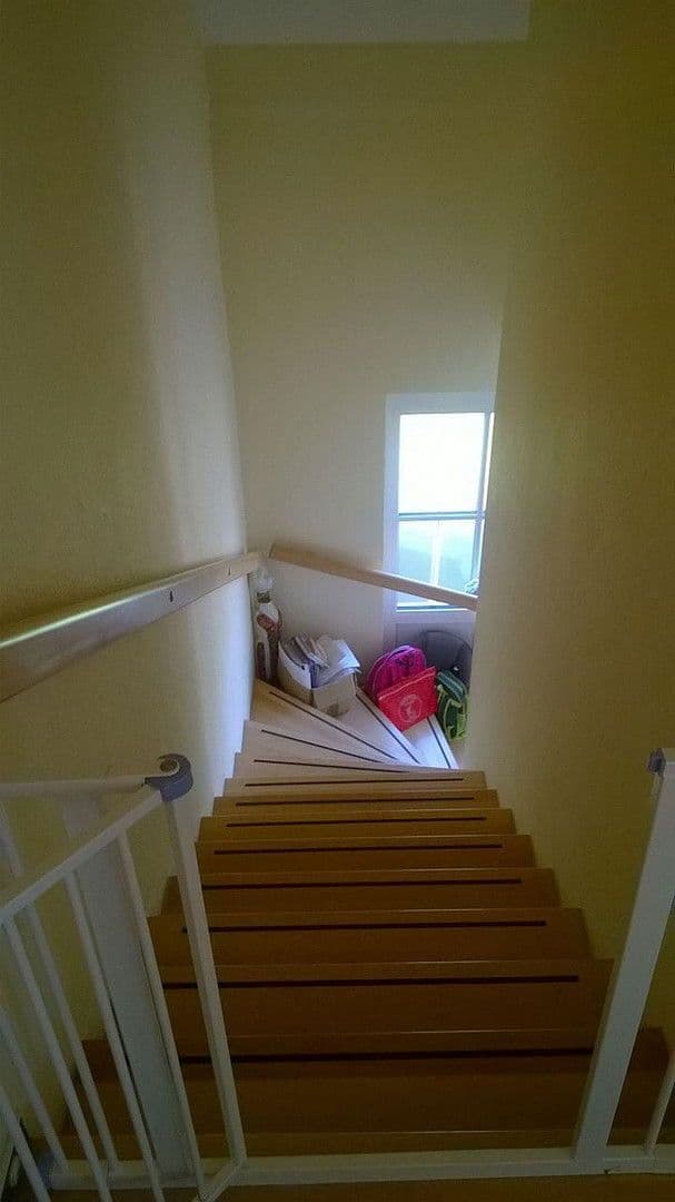 Predaj domu 130 m², pozemek 689 m², Bergen, Dolné Sasko Predaj domu 130 m², pozemek 689 m², Bergen, Dolné Sasko