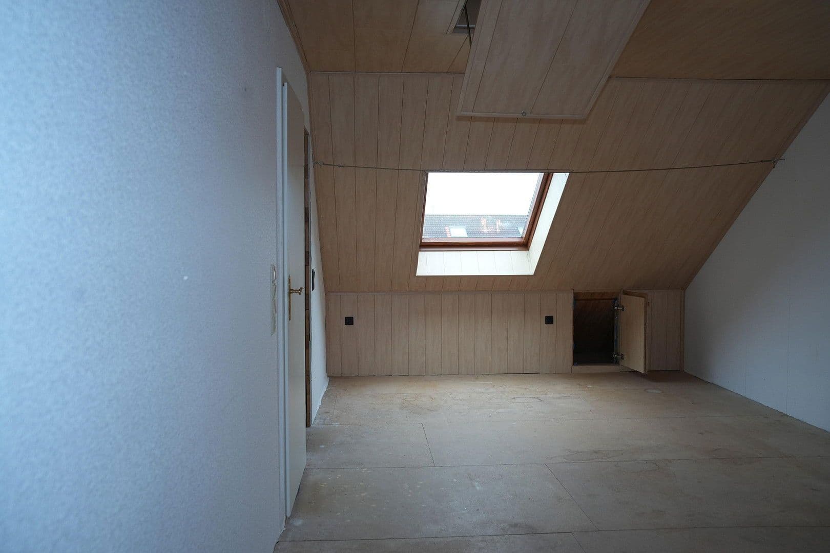 Predaj domu 115 m², pozemek 150 m², Friedrich-Engels-Straße, Bremen, Brémy Predaj domu 115 m², pozemek 150 m², Friedrich-Engels-Straße, Bremen, Brémy