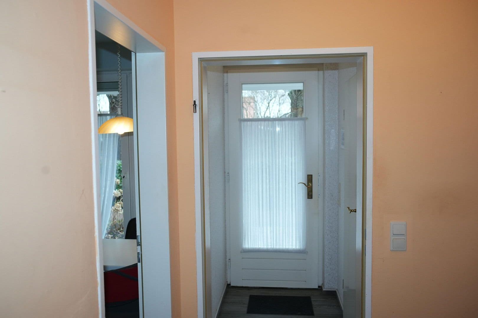 Predaj domu 115 m², pozemek 150 m², Friedrich-Engels-Straße, Bremen, Brémy Predaj domu 115 m², pozemek 150 m², Friedrich-Engels-Straße, Bremen, Brémy