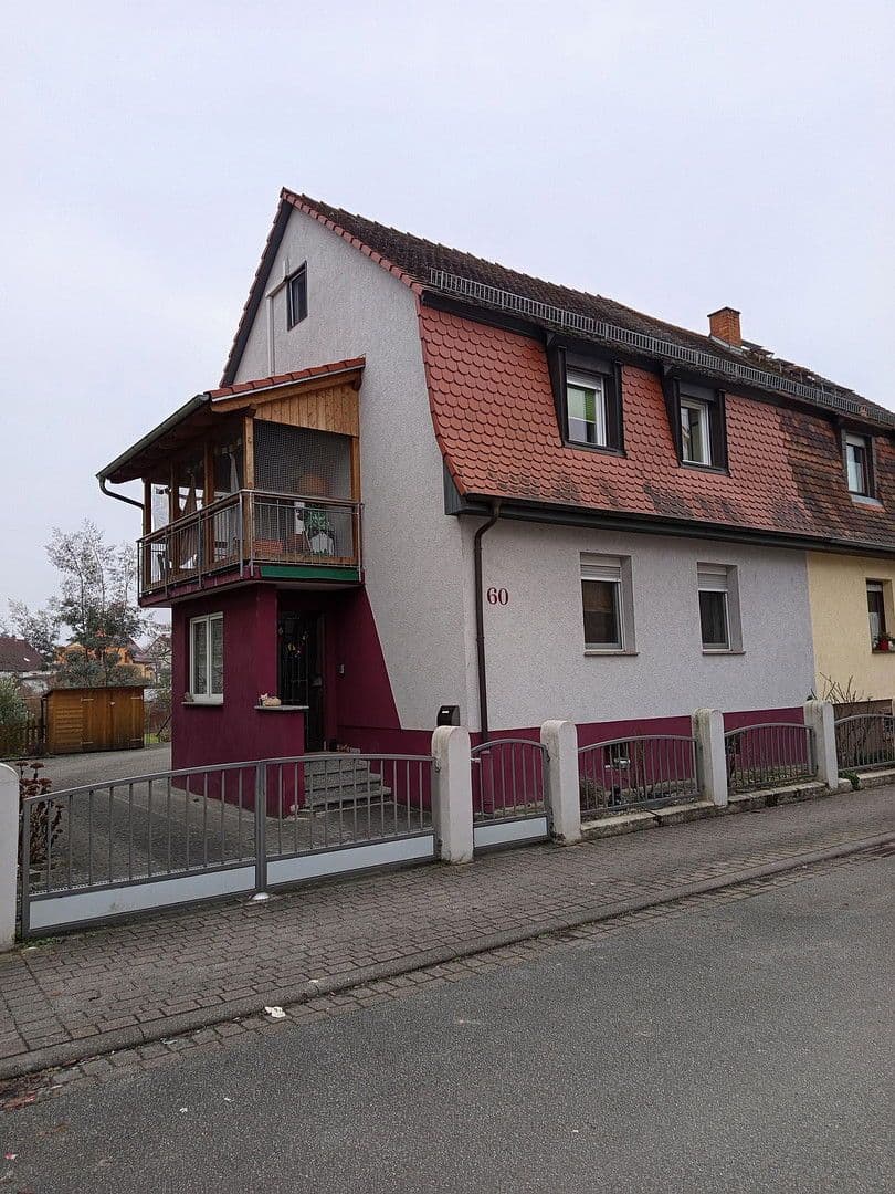 Predaj domu 120 m², pozemek 421 m², Laudenbach, Bádensko-Wurttembersko Predaj domu 120 m², pozemek 421 m², Laudenbach, Bádensko-Wurttembersko