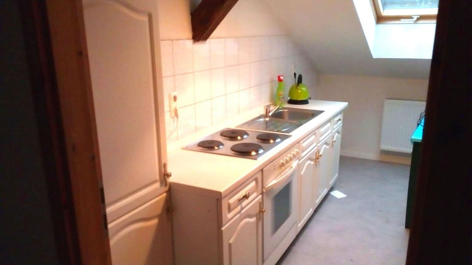 Prenájom bytu 4-izbový 69 m², Trierer Straße 33, Weimar, Durínsko Prenájom bytu 4-izbový 69 m², Trierer Straße 33, Weimar, Durínsko