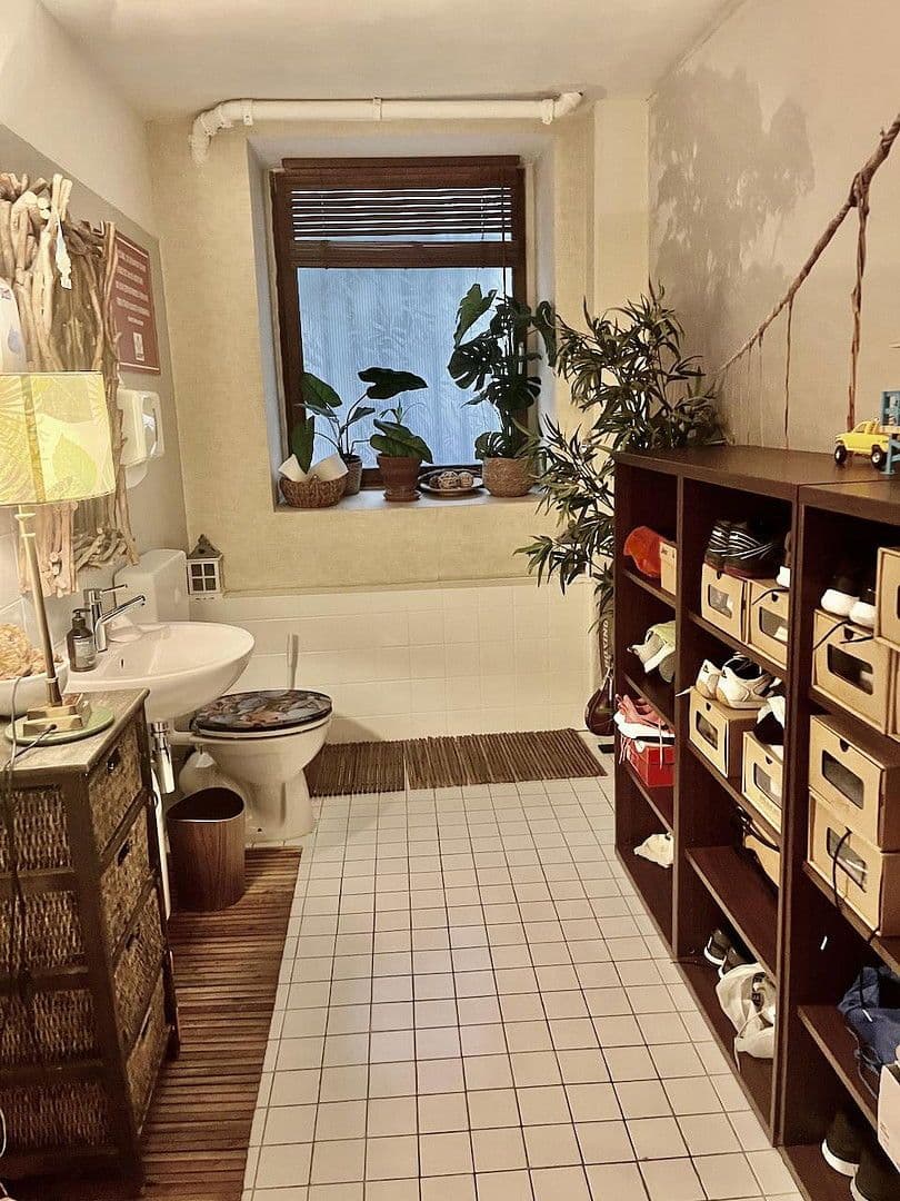 Predaj kancelárie 141 m², Berlin, Berlín Predaj kancelárie 141 m², Berlin, Berlín