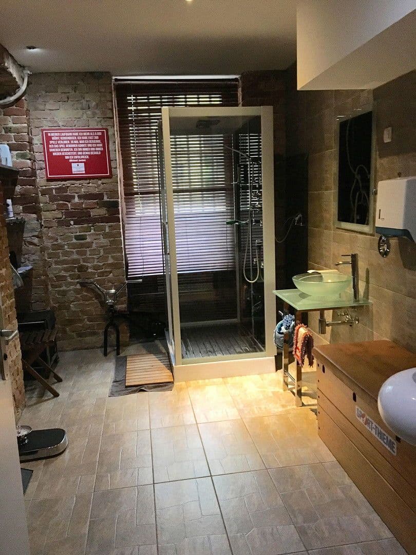 Predaj kancelárie 141 m², Berlin, Berlín Predaj kancelárie 141 m², Berlin, Berlín