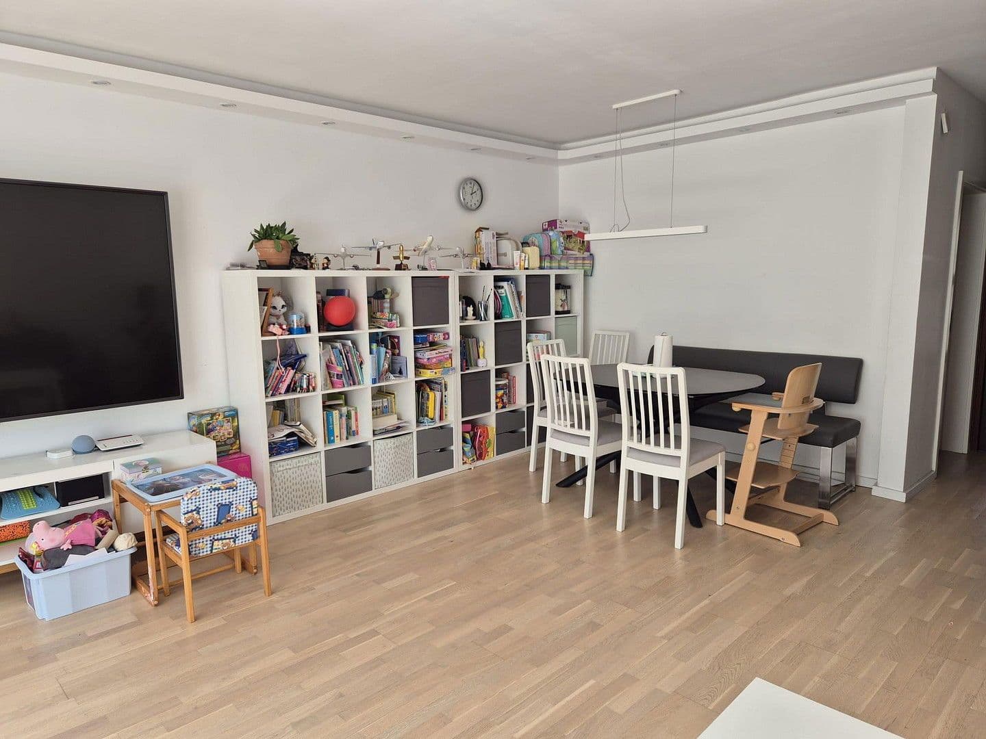 Prenájom domu 114 m², pozemek 160 m², Hans-Scharoun-Weg 7c, Norderstedt, Šlezvicko-Holštajnsko Prenájom domu 114 m², pozemek 160 m², Hans-Scharoun-Weg 7c, Norderstedt, Šlezvicko-Holštajnsko