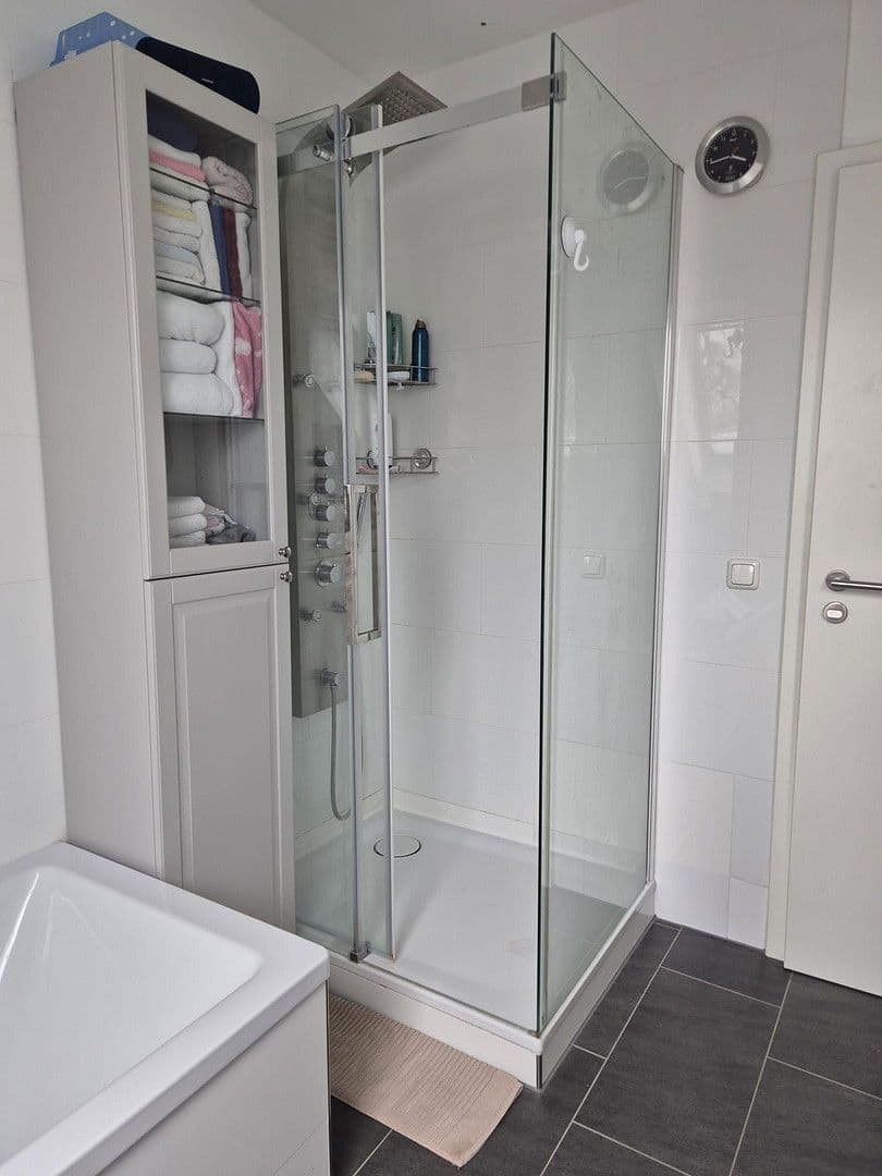 Prenájom domu 114 m², pozemek 160 m², Hans-Scharoun-Weg 7c, Norderstedt, Šlezvicko-Holštajnsko Prenájom domu 114 m², pozemek 160 m², Hans-Scharoun-Weg 7c, Norderstedt, Šlezvicko-Holštajnsko