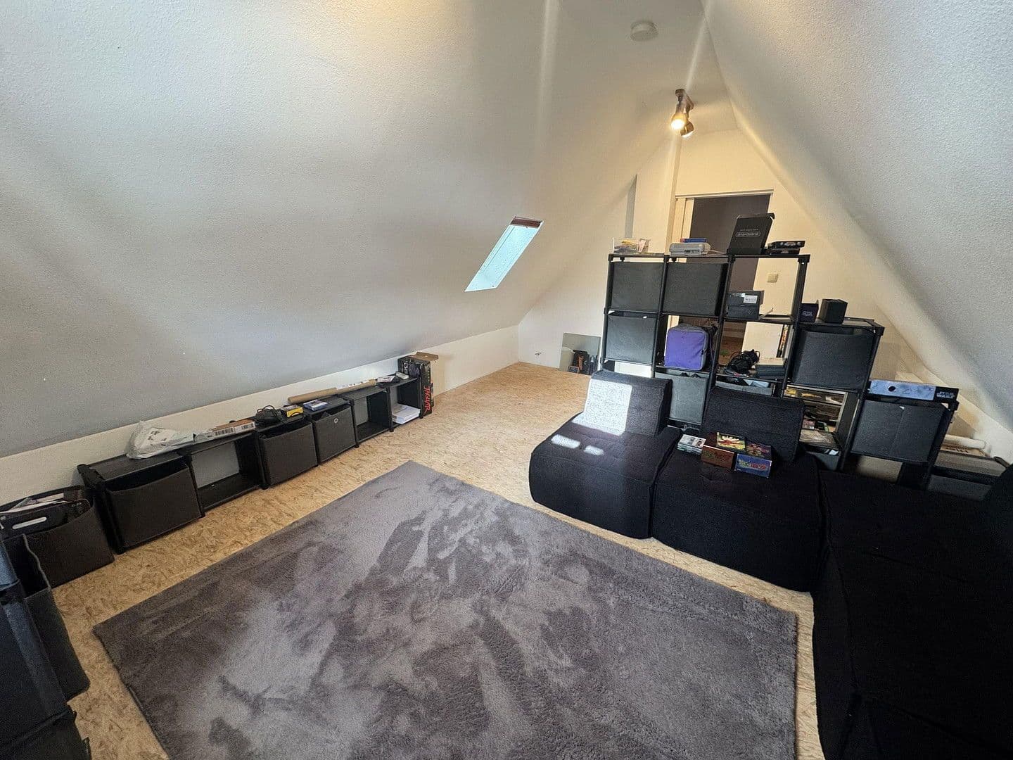 Predaj domu 131 m², pozemek 672 m², Neukirchen bei Sulzbach-Rosenberg, Bavorsko Predaj domu 131 m², pozemek 672 m², Neukirchen bei Sulzbach-Rosenberg, Bavorsko