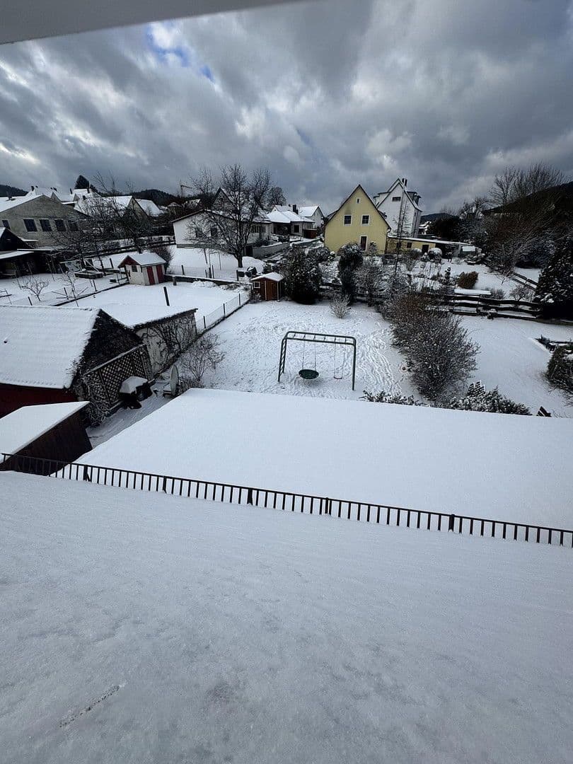 Predaj domu 131 m², pozemek 672 m², Neukirchen bei Sulzbach-Rosenberg, Bavorsko Predaj domu 131 m², pozemek 672 m², Neukirchen bei Sulzbach-Rosenberg, Bavorsko