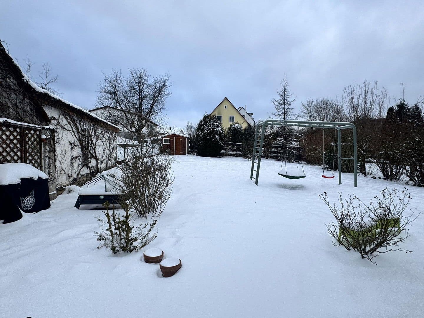 Predaj domu 131 m², pozemek 672 m², Neukirchen bei Sulzbach-Rosenberg, Bavorsko Predaj domu 131 m², pozemek 672 m², Neukirchen bei Sulzbach-Rosenberg, Bavorsko