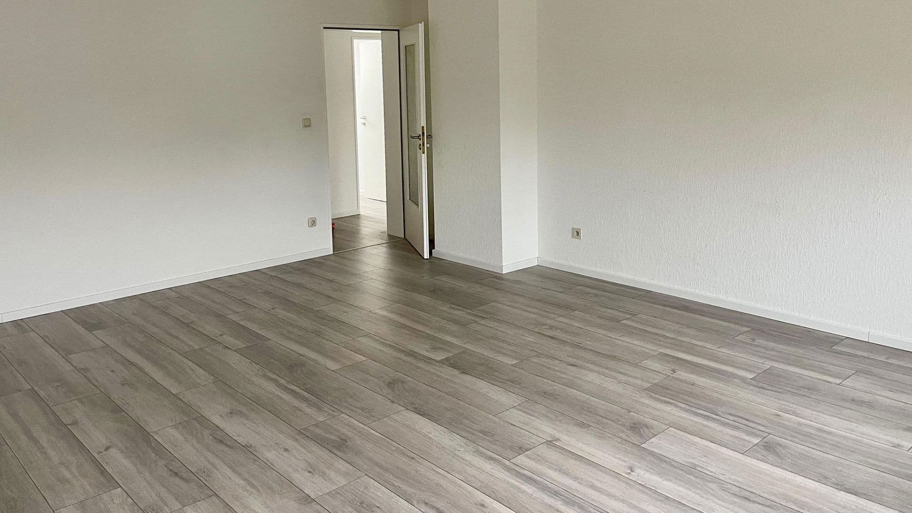 Prenájom bytu 3-izbový 77 m², Hubertusweg 3, Paderborn, Severné Porýnie - Westfálsko Prenájom bytu 3-izbový 77 m², Hubertusweg 3, Paderborn, Severné Porýnie - Westfálsko