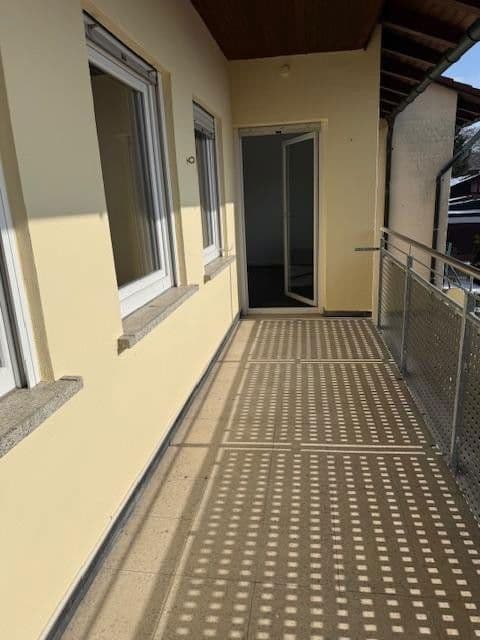 Prenájom bytu 3-izbový 85 m², Leinburg, Bavorsko Prenájom bytu 3-izbový 85 m², Leinburg, Bavorsko