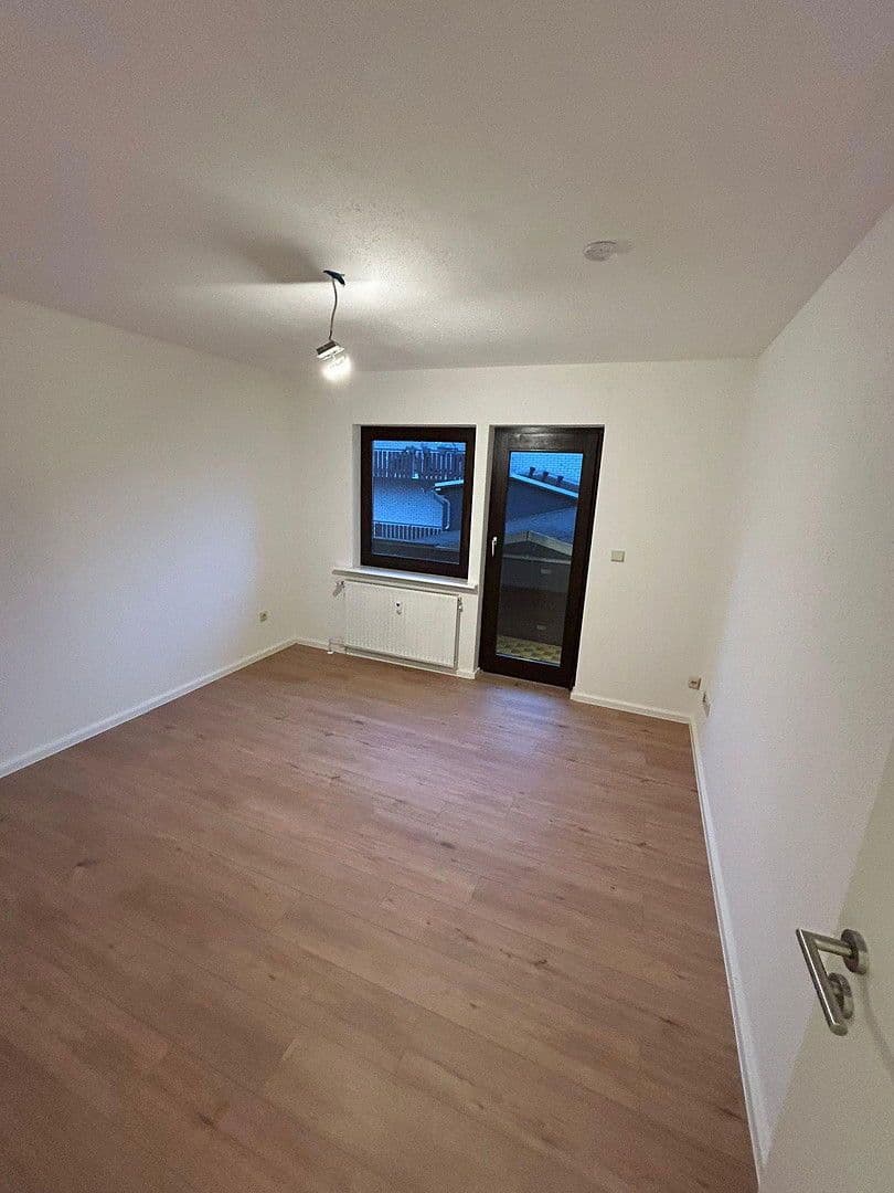 Prenájom bytu 3-izbový 73 m², Steinheimer Straße 217, Horn-Bad Meinberg, Severné Porýnie - Westfálsko Prenájom bytu 3-izbový 73 m², Steinheimer Straße 217, Horn-Bad Meinberg, Severné Porýnie - Westfálsko