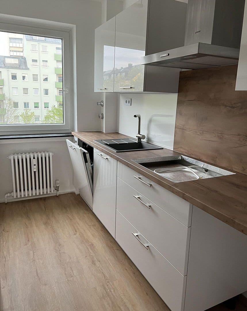 Predaj bytu 3-izbový 64 m², München, Bavorsko Predaj bytu 3-izbový 64 m², München, Bavorsko