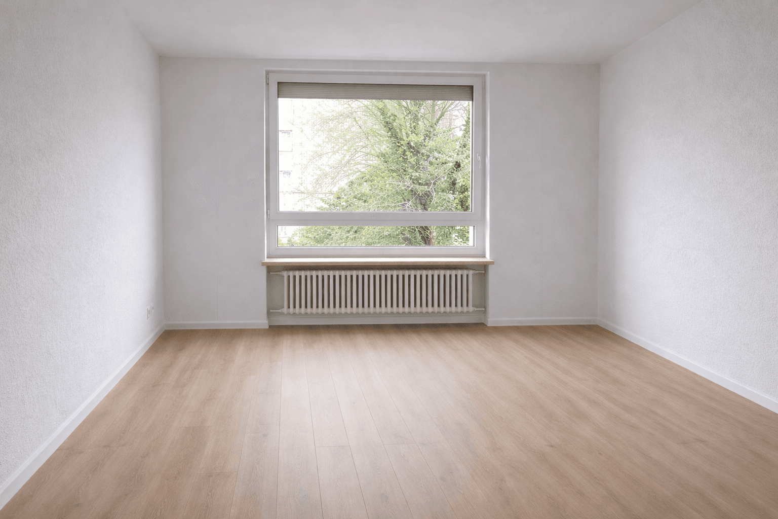 Prenájom bytu 3-izbový 64 m², Brühl, Severné Porýnie - Westfálsko Prenájom bytu 3-izbový 64 m², Brühl, Severné Porýnie - Westfálsko