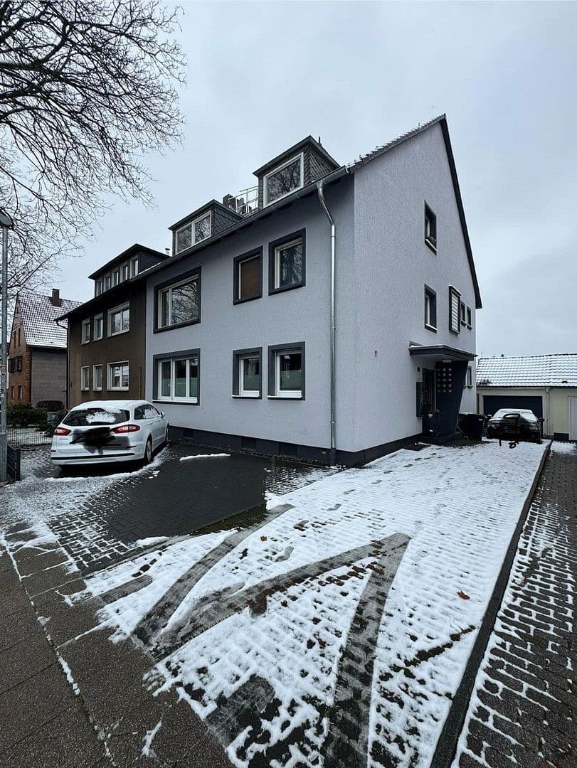 Predaj bytu 4-izbový 98 m², Essen, Severné Porýnie - Westfálsko Predaj bytu 4-izbový 98 m², Essen, Severné Porýnie - Westfálsko