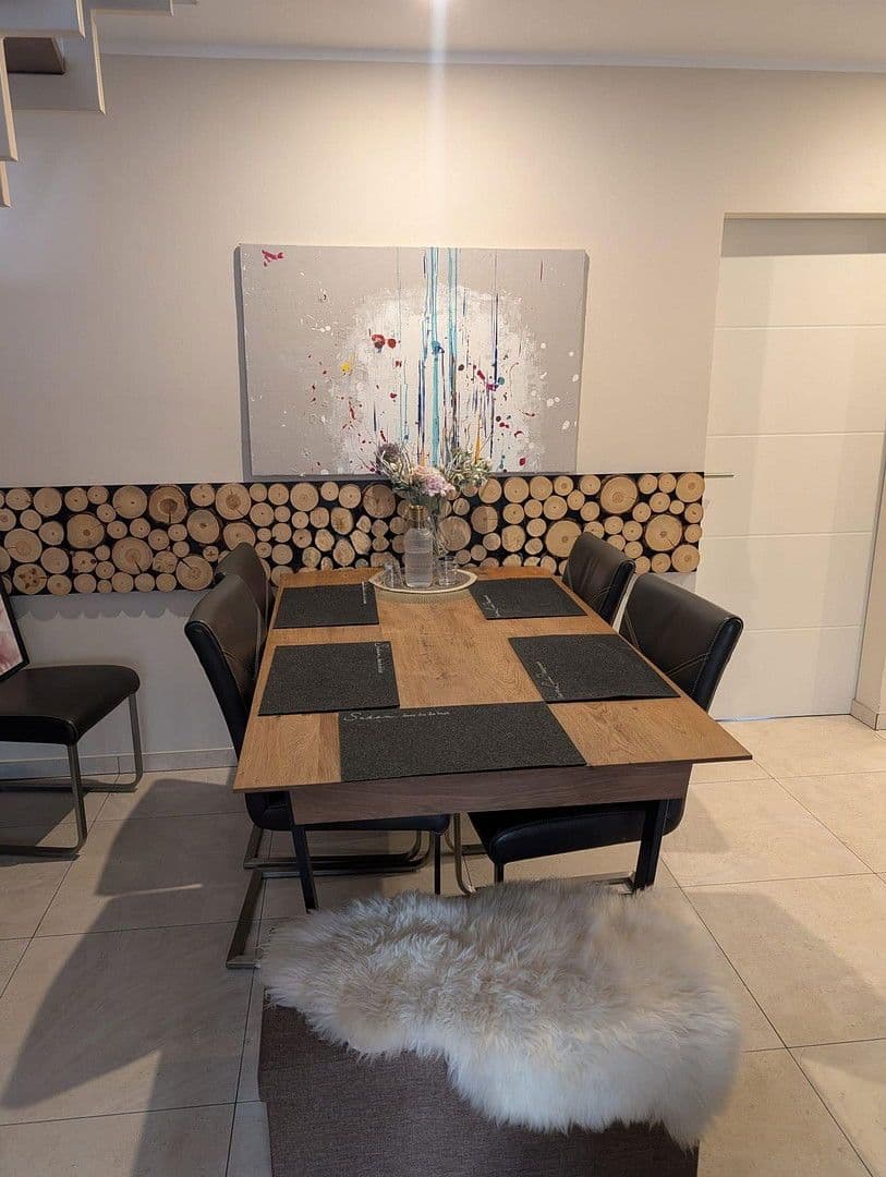 Predaj bytu 4-izbový 98 m², Essen, Severné Porýnie - Westfálsko Predaj bytu 4-izbový 98 m², Essen, Severné Porýnie - Westfálsko