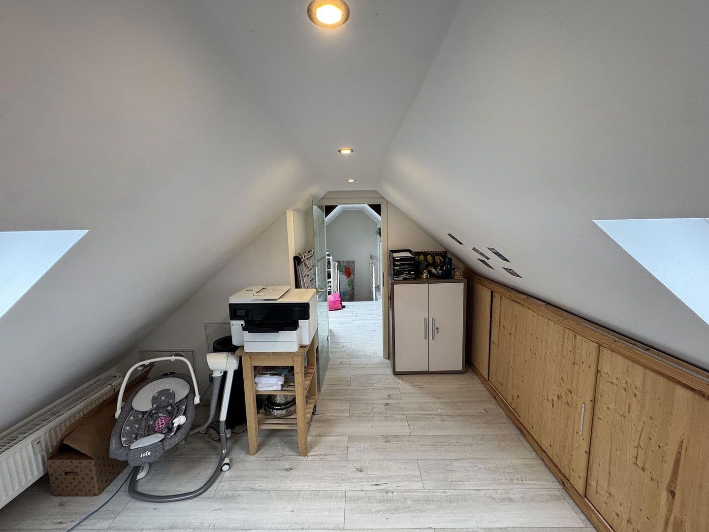 Predaj bytu 4-izbový 98 m², Essen, Severné Porýnie - Westfálsko Predaj bytu 4-izbový 98 m², Essen, Severné Porýnie - Westfálsko