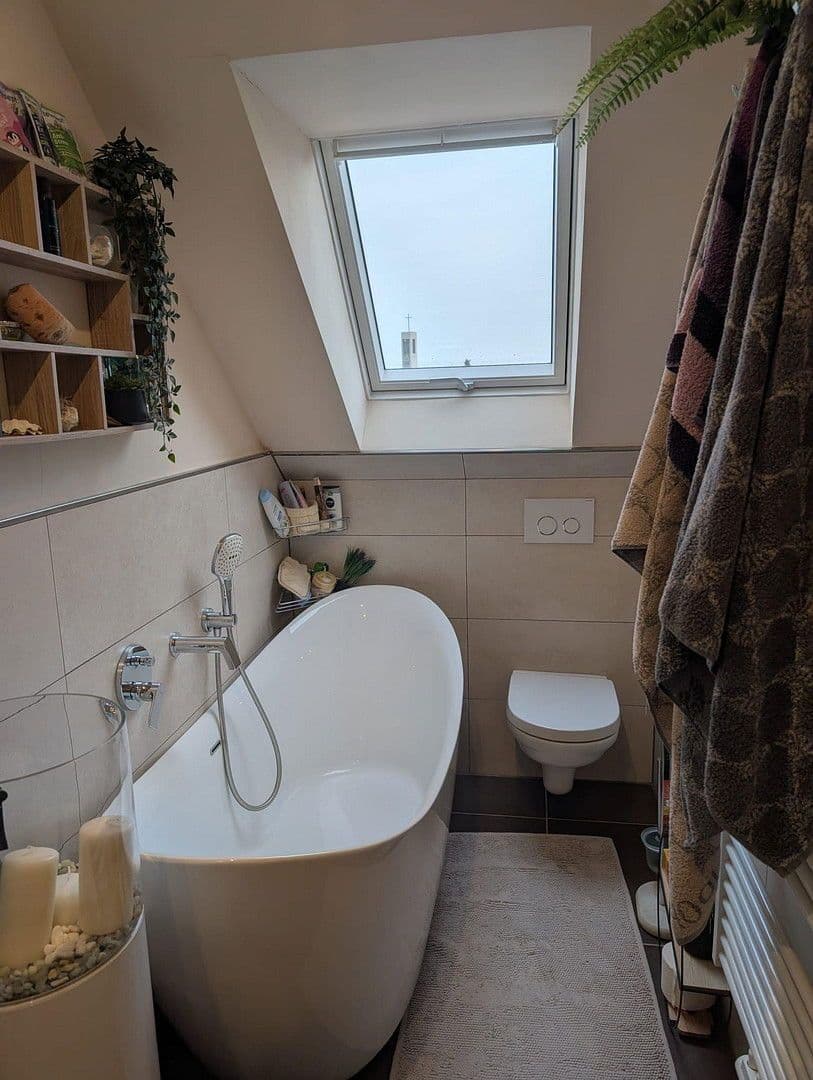 Predaj bytu 4-izbový 98 m², Essen, Severné Porýnie - Westfálsko Predaj bytu 4-izbový 98 m², Essen, Severné Porýnie - Westfálsko