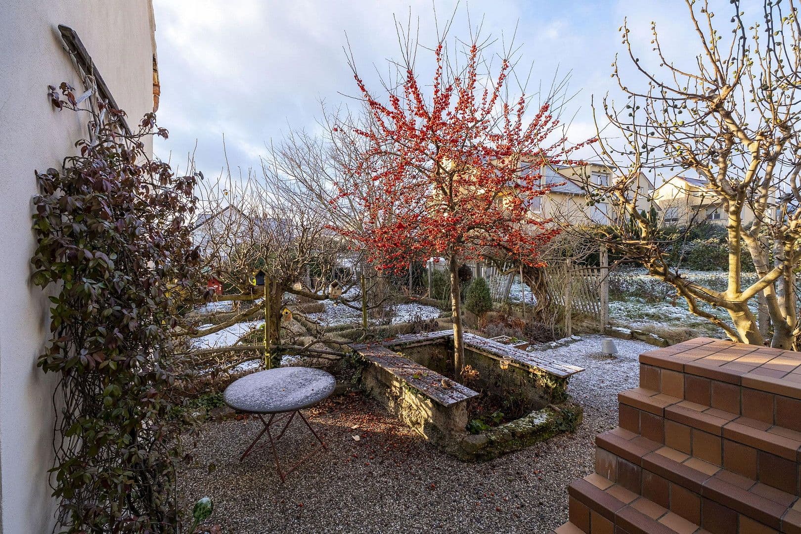 Prenájom domu 130 m², pozemek 446 m², Maikammer, Porýnie-Falcko Prenájom domu 130 m², pozemek 446 m², Maikammer, Porýnie-Falcko