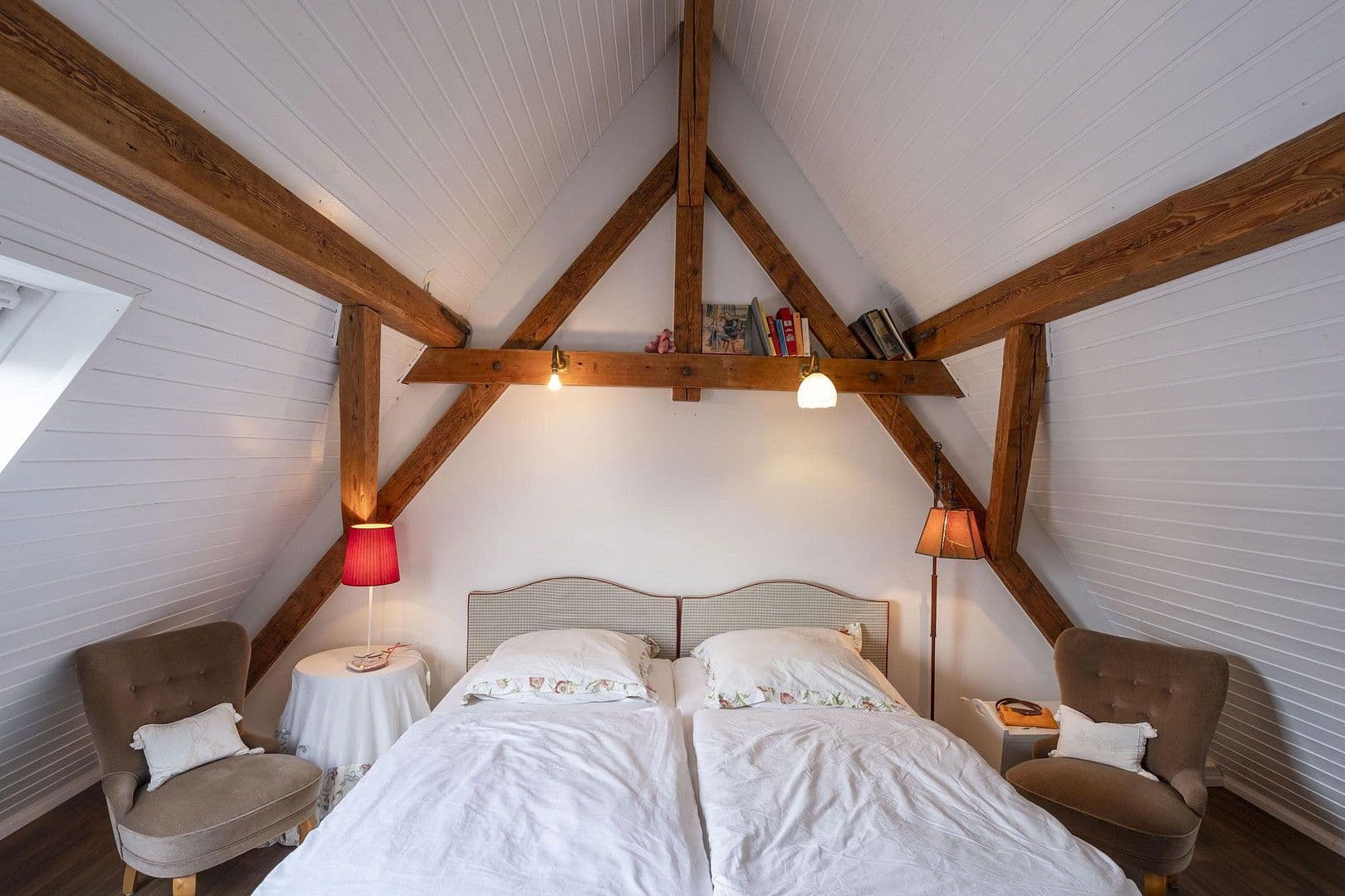 Prenájom domu 130 m², pozemek 446 m², Maikammer, Porýnie-Falcko Prenájom domu 130 m², pozemek 446 m², Maikammer, Porýnie-Falcko