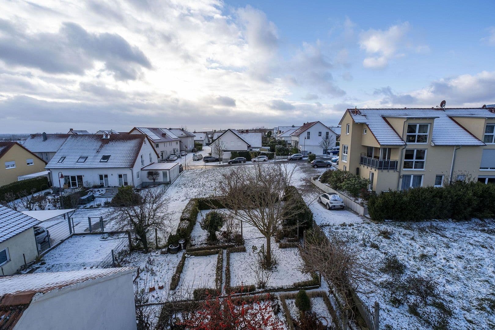 Prenájom domu 130 m², pozemek 446 m², Maikammer, Porýnie-Falcko Prenájom domu 130 m², pozemek 446 m², Maikammer, Porýnie-Falcko