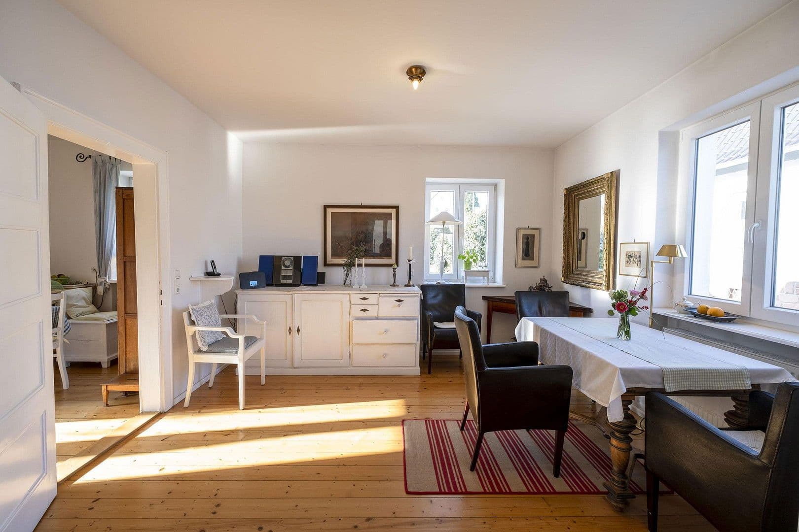 Prenájom domu 130 m², pozemek 446 m², Maikammer, Porýnie-Falcko Prenájom domu 130 m², pozemek 446 m², Maikammer, Porýnie-Falcko