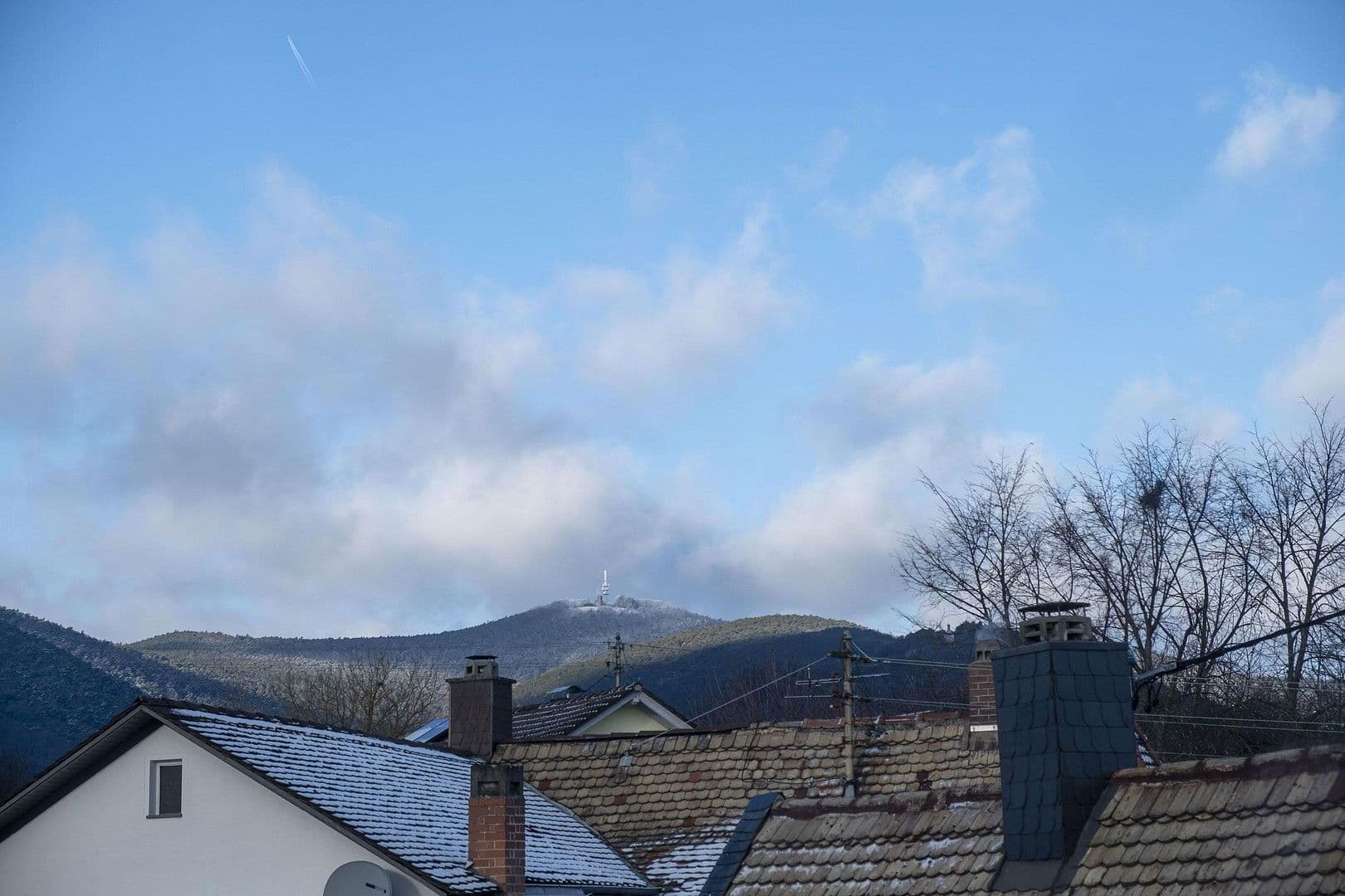 Prenájom domu 130 m², pozemek 446 m², Maikammer, Porýnie-Falcko Prenájom domu 130 m², pozemek 446 m², Maikammer, Porýnie-Falcko