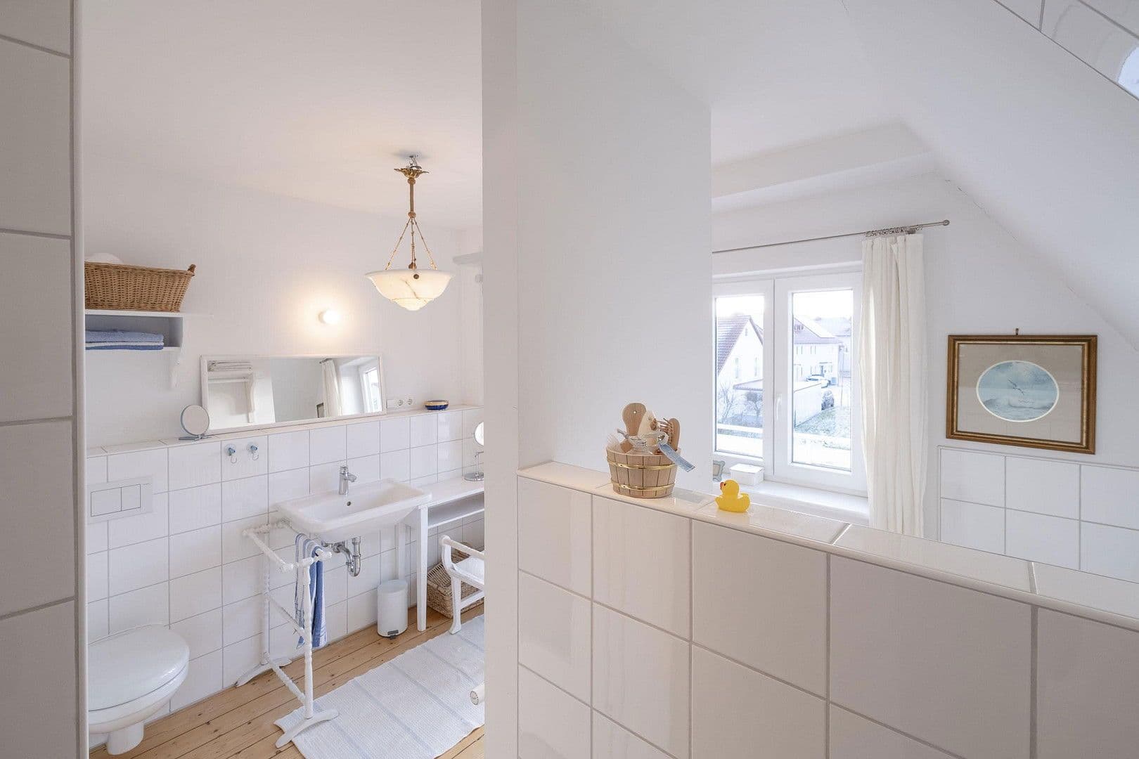 Prenájom domu 130 m², pozemek 446 m², Maikammer, Porýnie-Falcko Prenájom domu 130 m², pozemek 446 m², Maikammer, Porýnie-Falcko