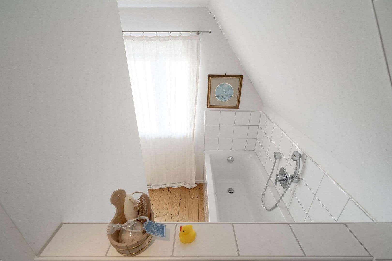 Prenájom domu 130 m², pozemek 446 m², Maikammer, Porýnie-Falcko Prenájom domu 130 m², pozemek 446 m², Maikammer, Porýnie-Falcko