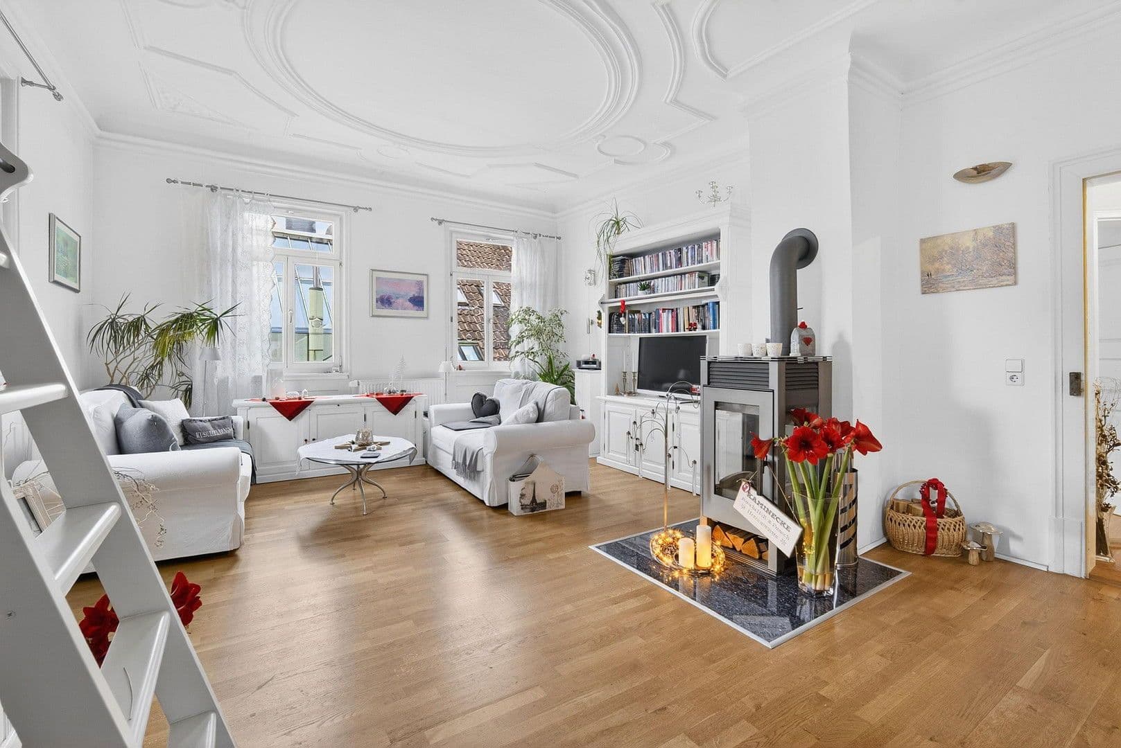 Predaj bytu 4-izbový 114 m², Esslingen am Neckar, Bádensko-Wurttembersko Predaj bytu 4-izbový 114 m², Esslingen am Neckar, Bádensko-Wurttembersko