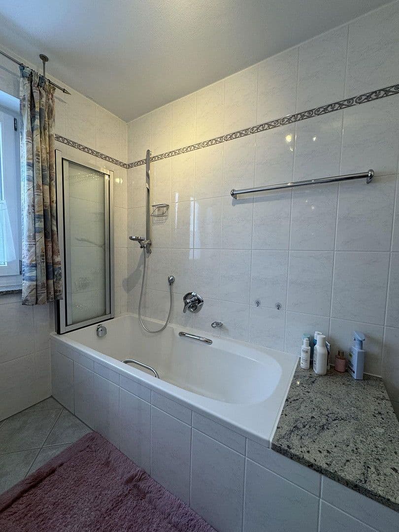 Prenájom bytu 3-izbový 92 m², Isen, Bavorsko Prenájom bytu 3-izbový 92 m², Isen, Bavorsko