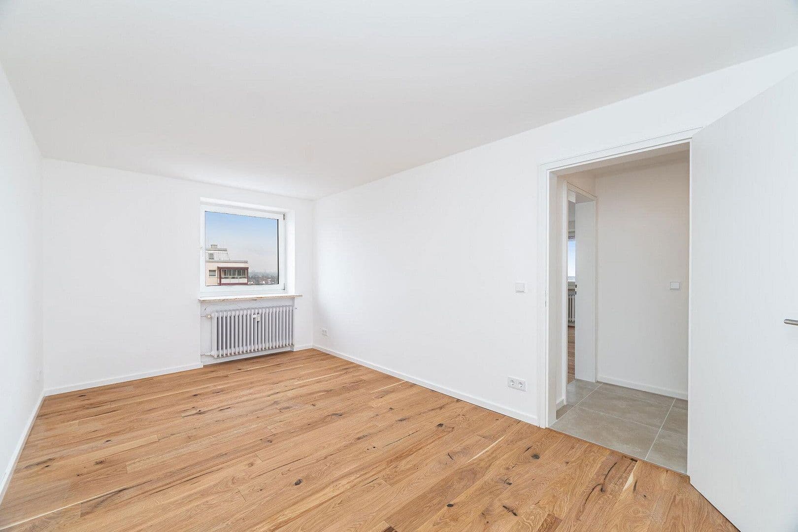 Predaj bytu 3-izbový 74 m², Germering, Bavorsko Predaj bytu 3-izbový 74 m², Germering, Bavorsko