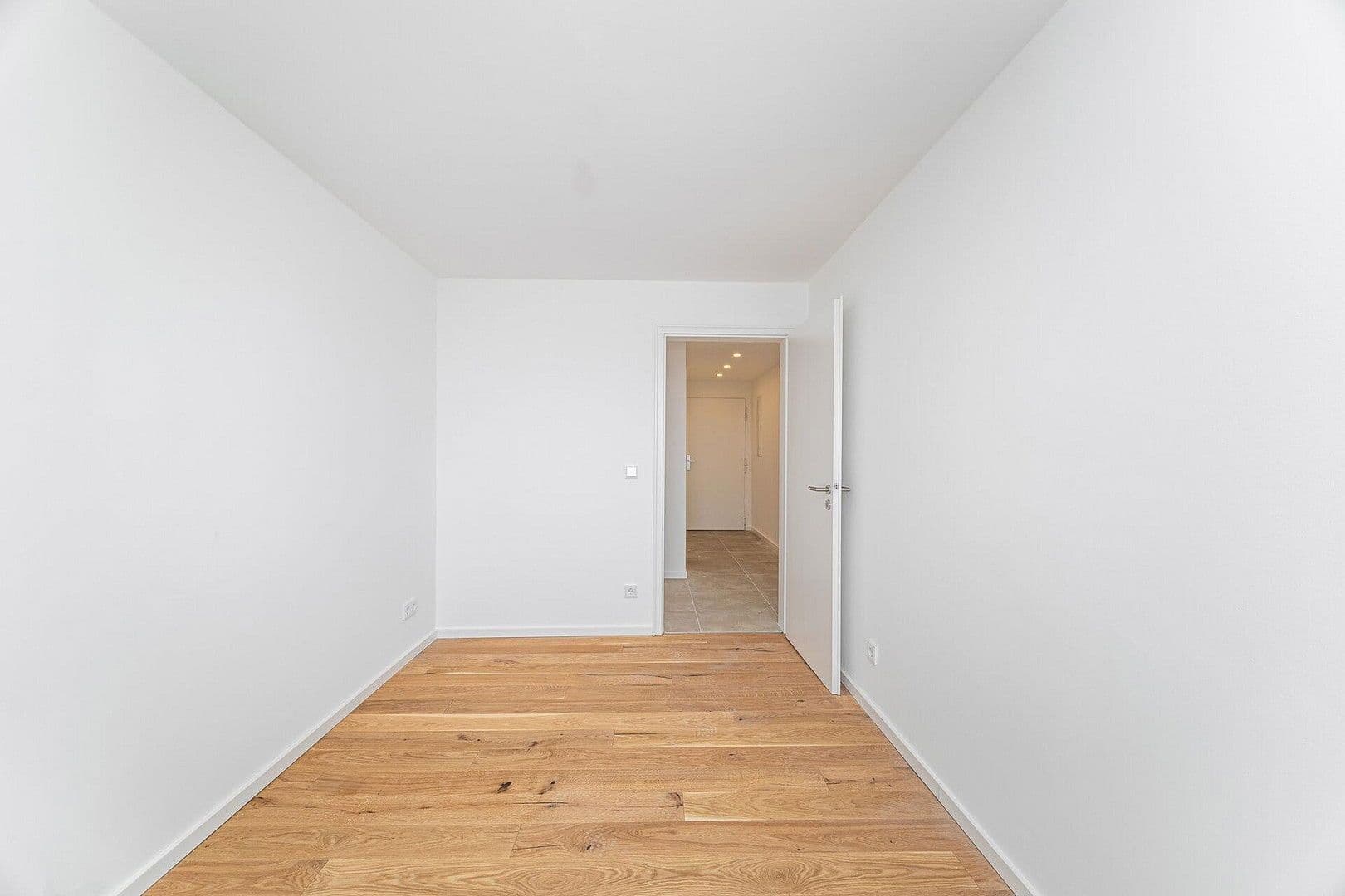 Predaj bytu 3-izbový 74 m², Germering, Bavorsko Predaj bytu 3-izbový 74 m², Germering, Bavorsko