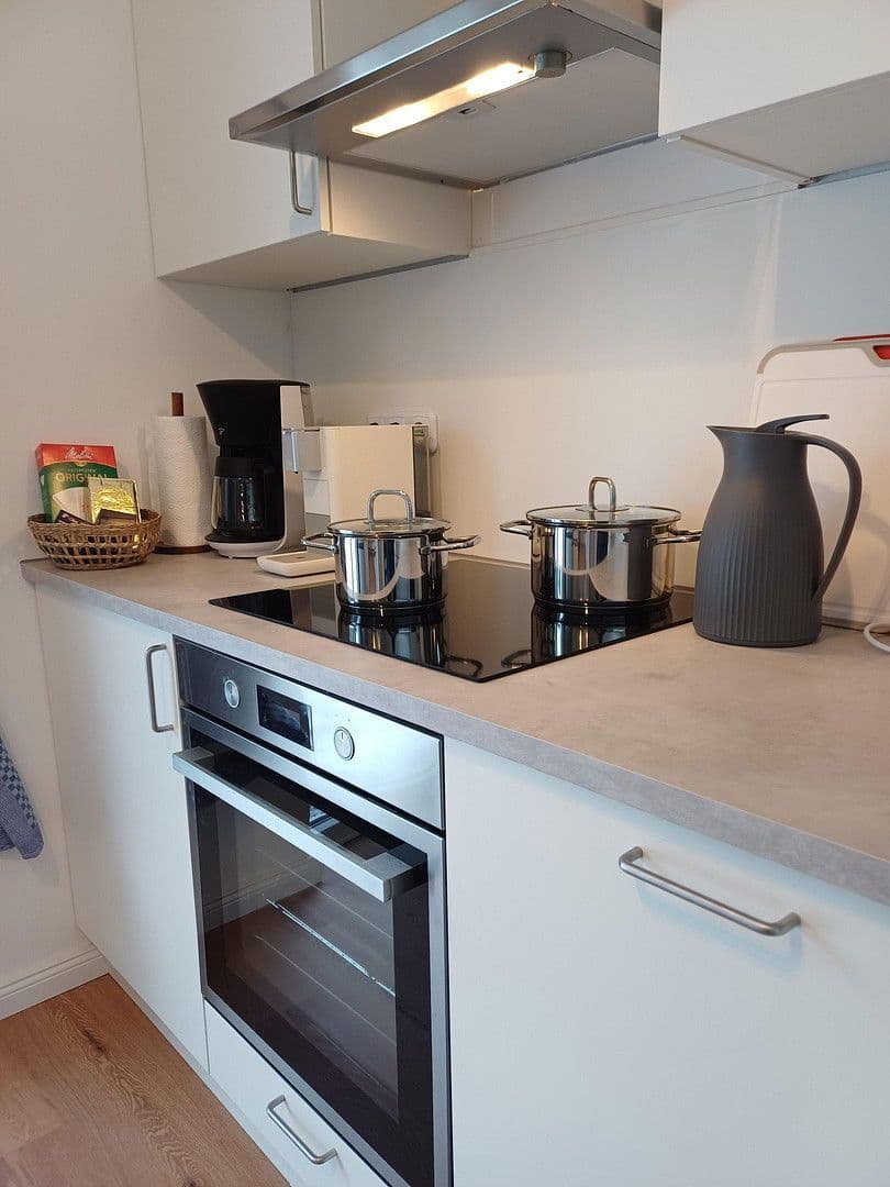 Prenájom bytu 4-izbový 120 m², Ahrensburg, Šlezvicko-Holštajnsko Prenájom bytu 4-izbový 120 m², Ahrensburg, Šlezvicko-Holštajnsko