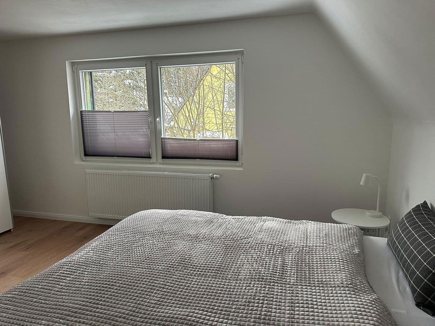 Prenájom bytu 4-izbový 120 m², Ahrensburg, Šlezvicko-Holštajnsko Prenájom bytu 4-izbový 120 m², Ahrensburg, Šlezvicko-Holštajnsko