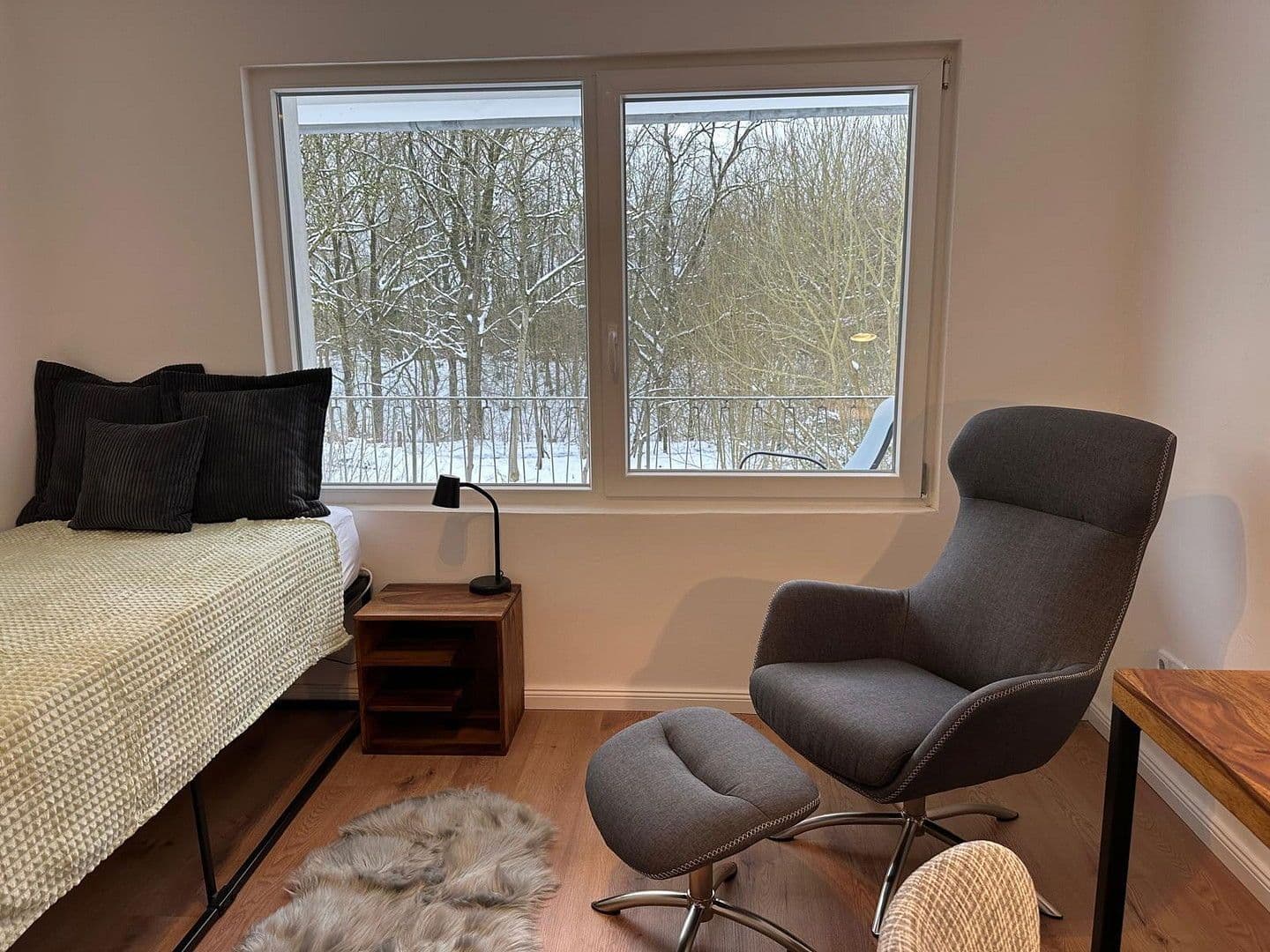 Prenájom bytu 4-izbový 120 m², Ahrensburg, Šlezvicko-Holštajnsko Prenájom bytu 4-izbový 120 m², Ahrensburg, Šlezvicko-Holštajnsko