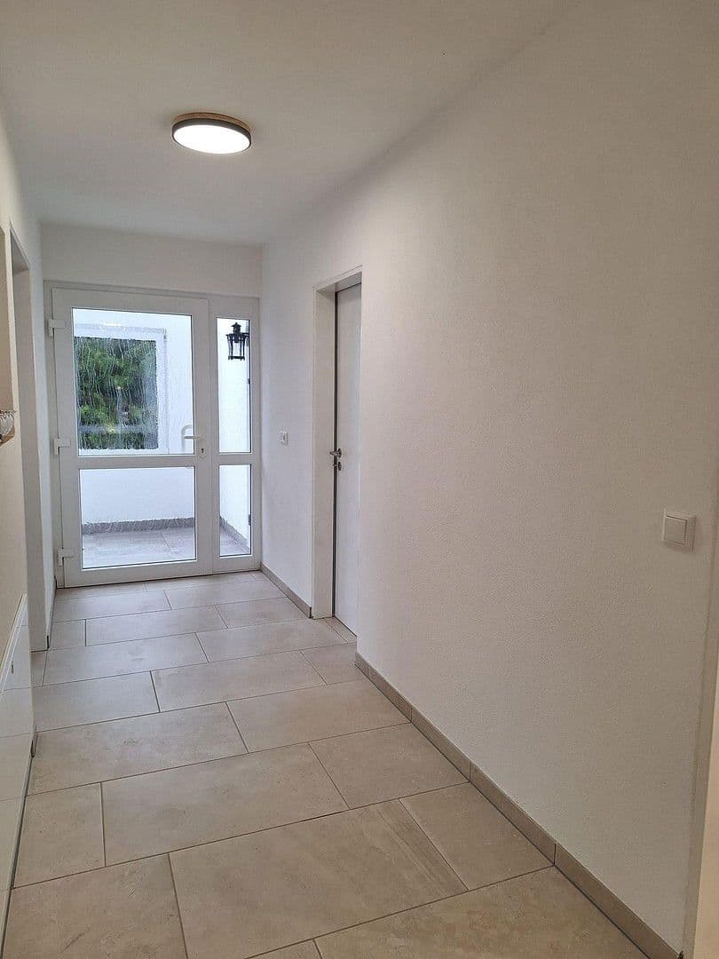 Prenájom bytu 4-izbový 90 m², Unterringingen 72, Bissingen, Bavorsko Prenájom bytu 4-izbový 90 m², Unterringingen 72, Bissingen, Bavorsko