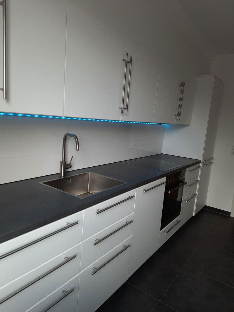 Prenájom bytu 3-izbový 93 m², Achim, Dolné Sasko Prenájom bytu 3-izbový 93 m², Achim, Dolné Sasko