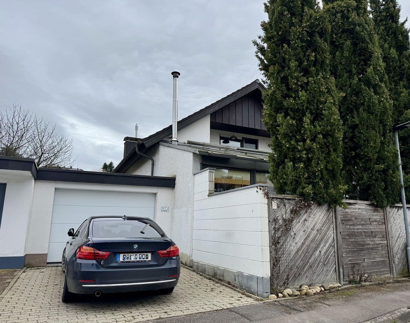 Prenájom domu 220 m², pozemek 554 m², Markgrafenstr. 7, Teningen, Bádensko-Wurttembersko Prenájom domu 220 m², pozemek 554 m², Markgrafenstr. 7, Teningen, Bádensko-Wurttembersko
