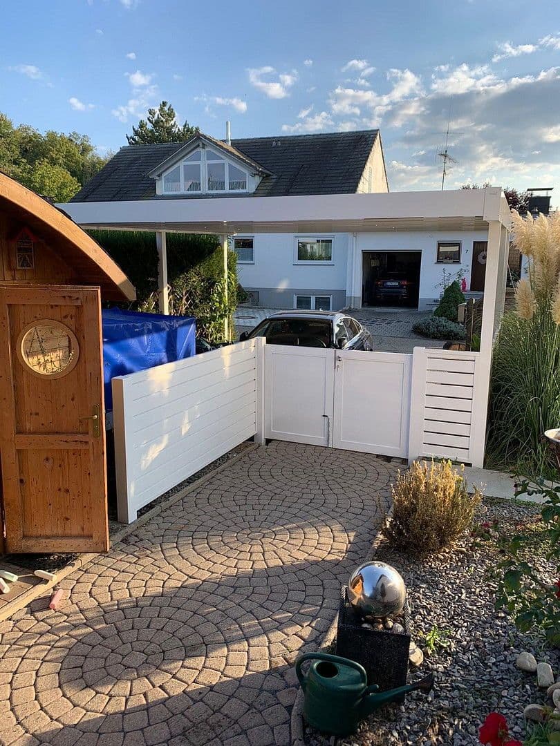 Prenájom domu 220 m², pozemek 554 m², Markgrafenstr. 7, Teningen, Bádensko-Wurttembersko Prenájom domu 220 m², pozemek 554 m², Markgrafenstr. 7, Teningen, Bádensko-Wurttembersko