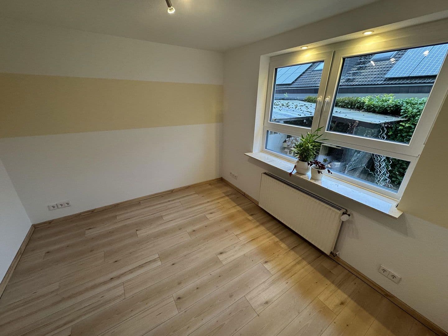 Prenájom domu 220 m², pozemek 554 m², Markgrafenstr. 7, Teningen, Bádensko-Wurttembersko Prenájom domu 220 m², pozemek 554 m², Markgrafenstr. 7, Teningen, Bádensko-Wurttembersko