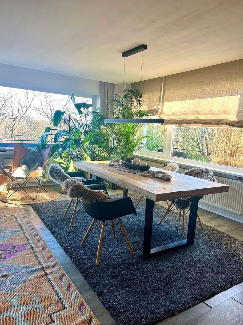 Prenájom bytu 4-izbový 120 m², Am Mariensteig 20a, Schwabach, Bavorsko Prenájom bytu 4-izbový 120 m², Am Mariensteig 20a, Schwabach, Bavorsko