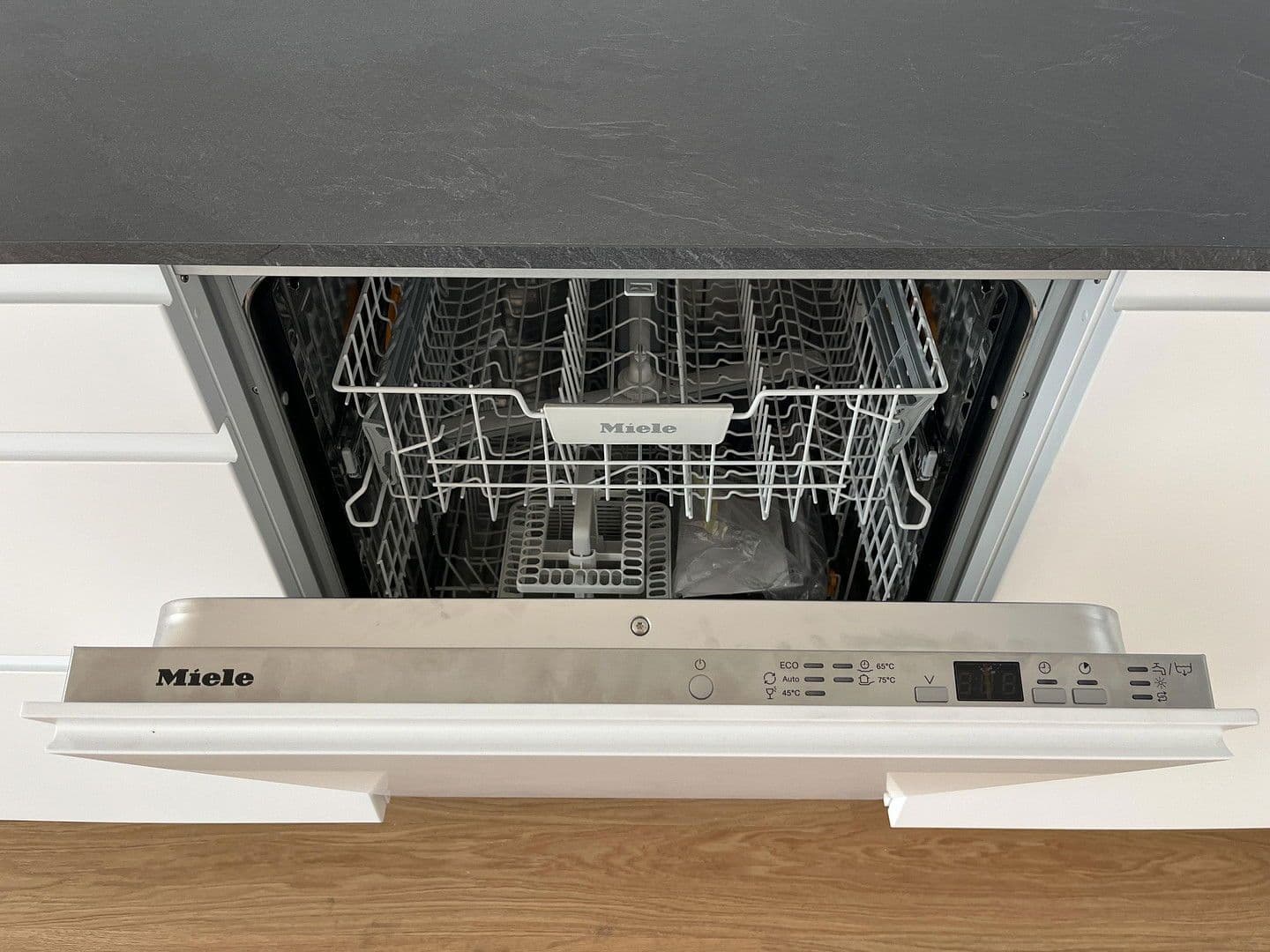 Prenájom bytu 3-izbový 89 m², Im Schafhof 15, Ostfildern, Bádensko-Wurttembersko Prenájom bytu 3-izbový 89 m², Im Schafhof 15, Ostfildern, Bádensko-Wurttembersko