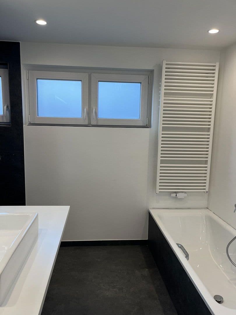 Prenájom bytu 3-izbový 89 m², Im Schafhof 15, Ostfildern, Bádensko-Wurttembersko Prenájom bytu 3-izbový 89 m², Im Schafhof 15, Ostfildern, Bádensko-Wurttembersko