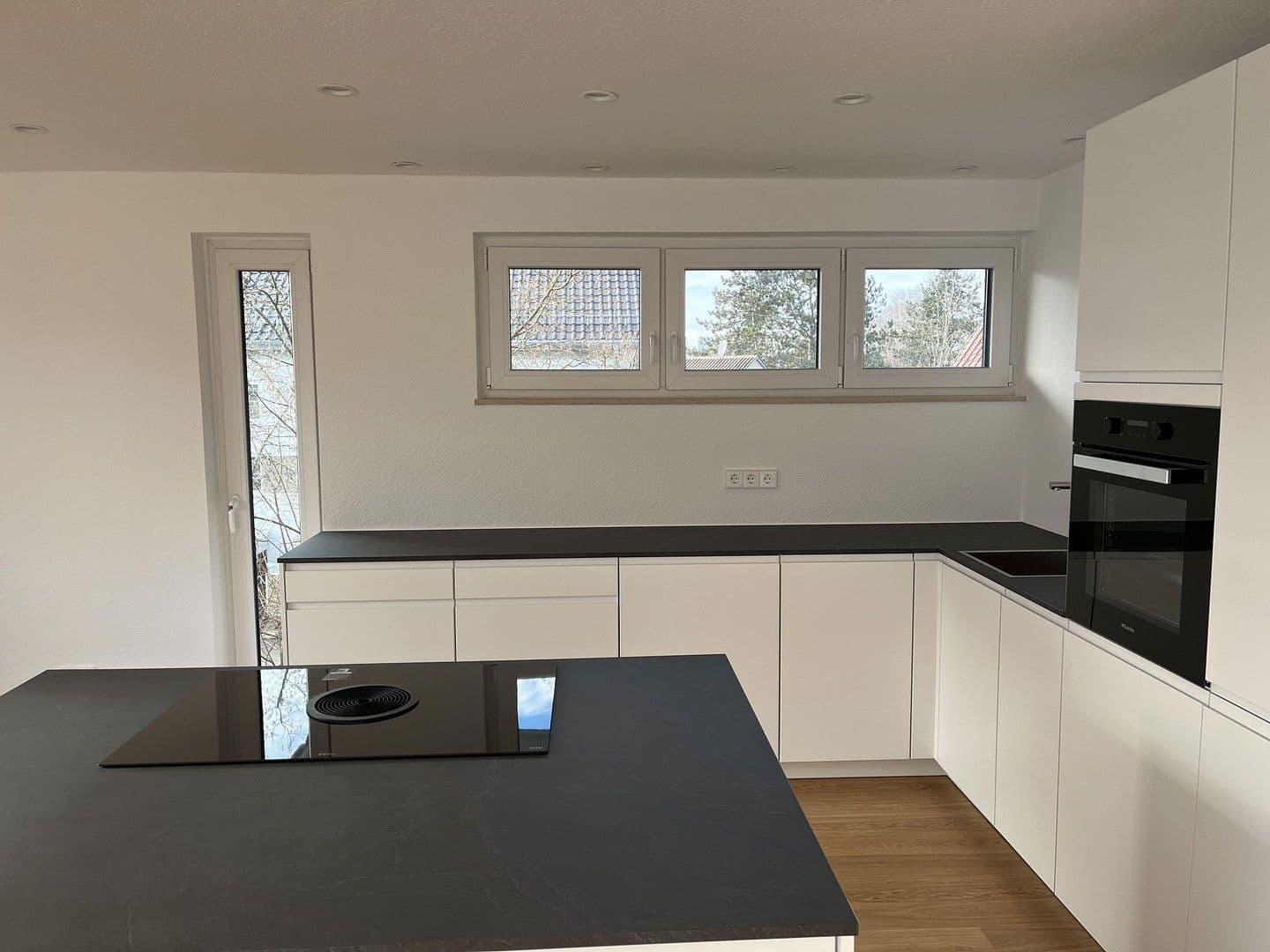 Prenájom bytu 3-izbový 89 m², Im Schafhof 15, Ostfildern, Bádensko-Wurttembersko Prenájom bytu 3-izbový 89 m², Im Schafhof 15, Ostfildern, Bádensko-Wurttembersko